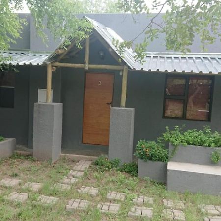 Svh Bush Lodge Marloth Park Buitenkant foto